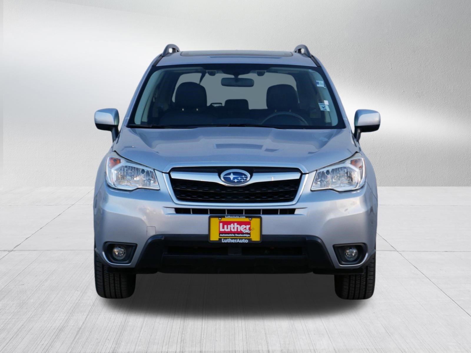 Used 2016 Subaru Forester 2.5i Limited AWD/4WD image 2