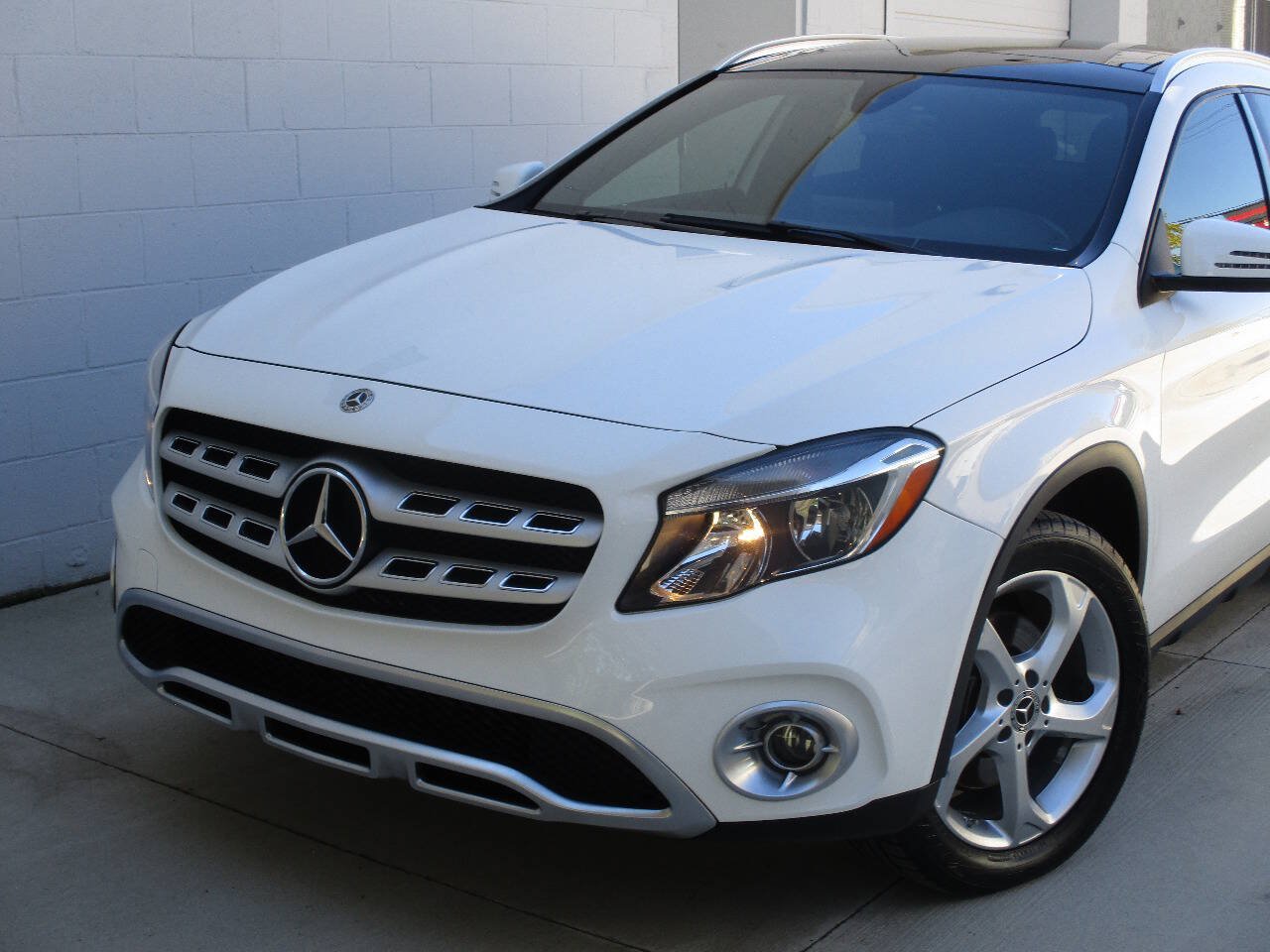 Used 2018 Mercedes-Benz GLA 250 4MATIC image 49
