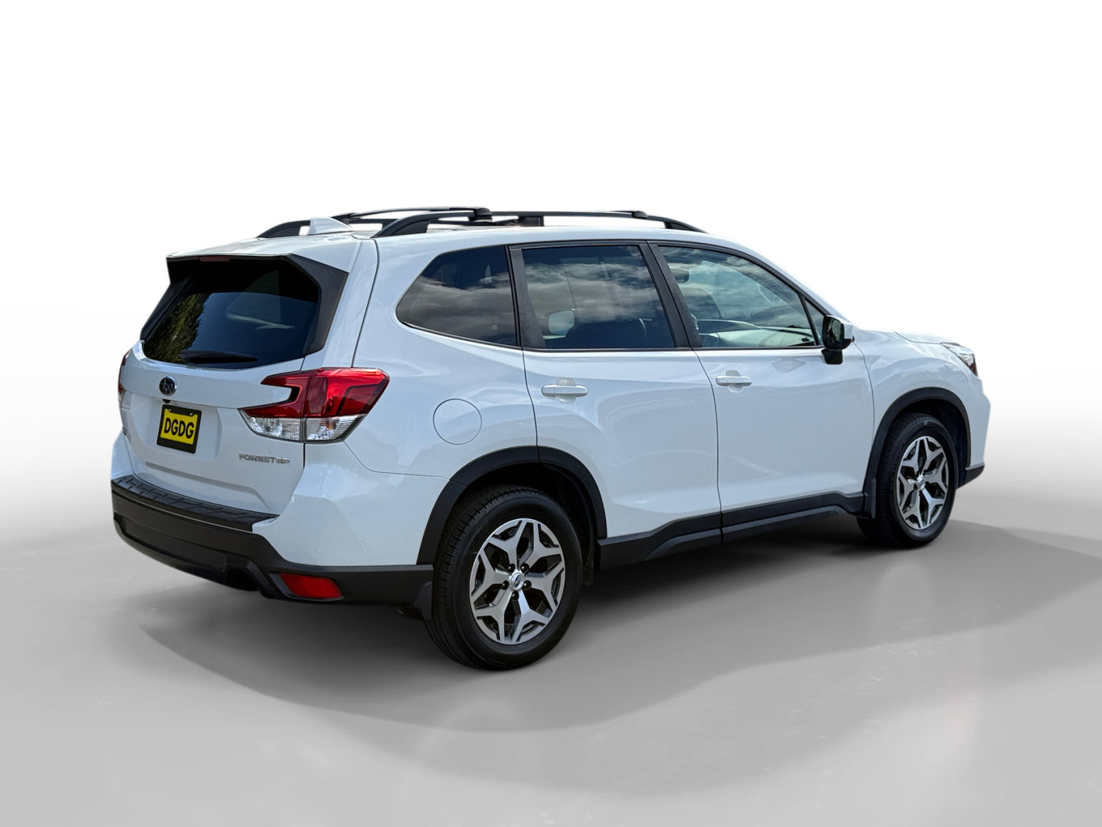 Used 2020 Subaru Forester Premium AWD/4WD image 5