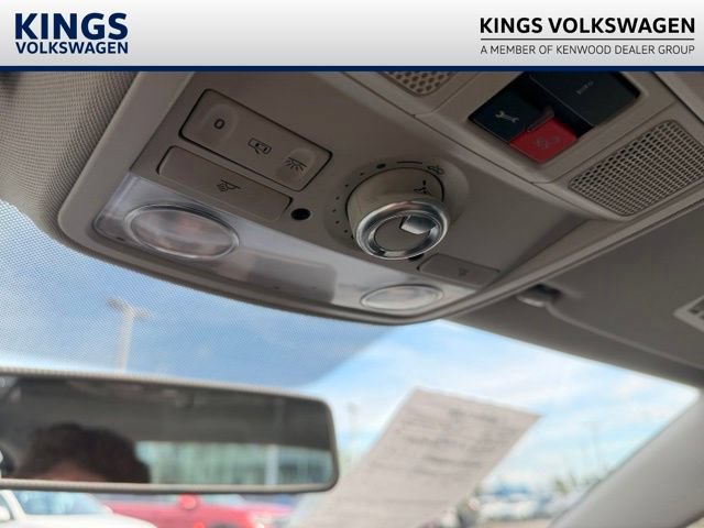 Used 2015 Volkswagen Jetta SE FWD image 30