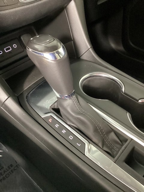 Used 2019 Chevrolet Equinox LT w/ Driver Convenience Package image 24