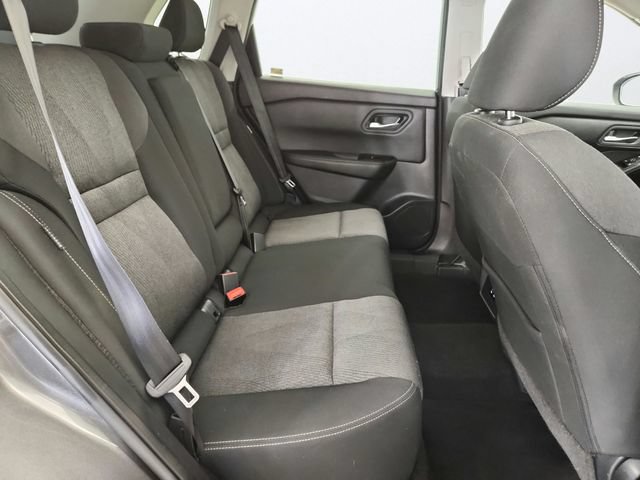 Used 2025 Nissan Rogue SV AWD/4WD image 25