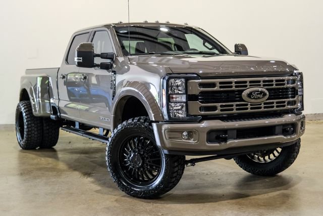 Used 2026 Ford F450 XLT w/ FX4 Off-Road Package AWD/4WD image 2
