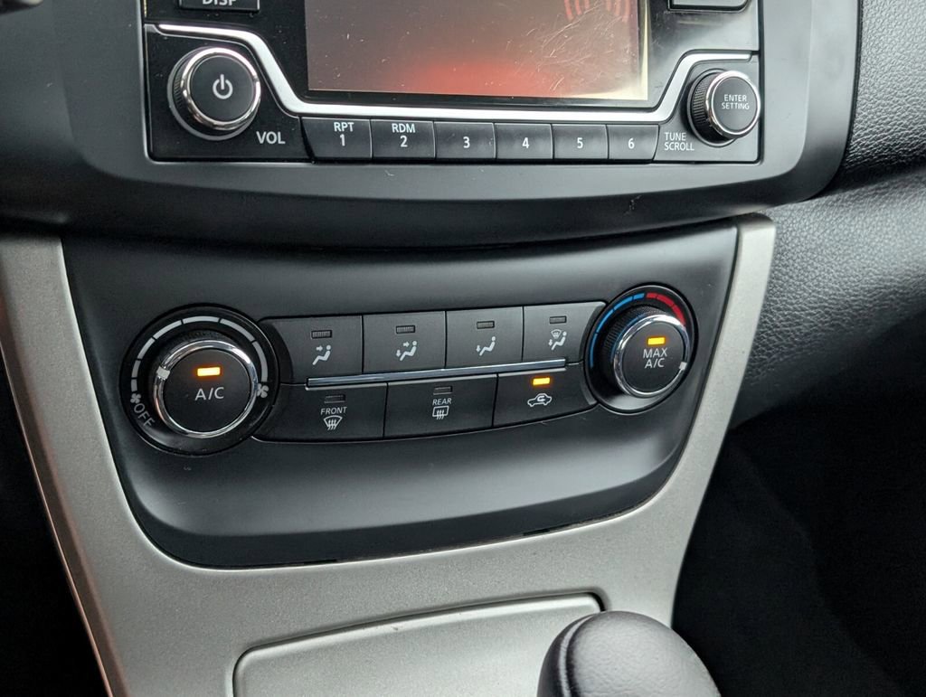 Used 2015 Nissan Sentra SV image 21