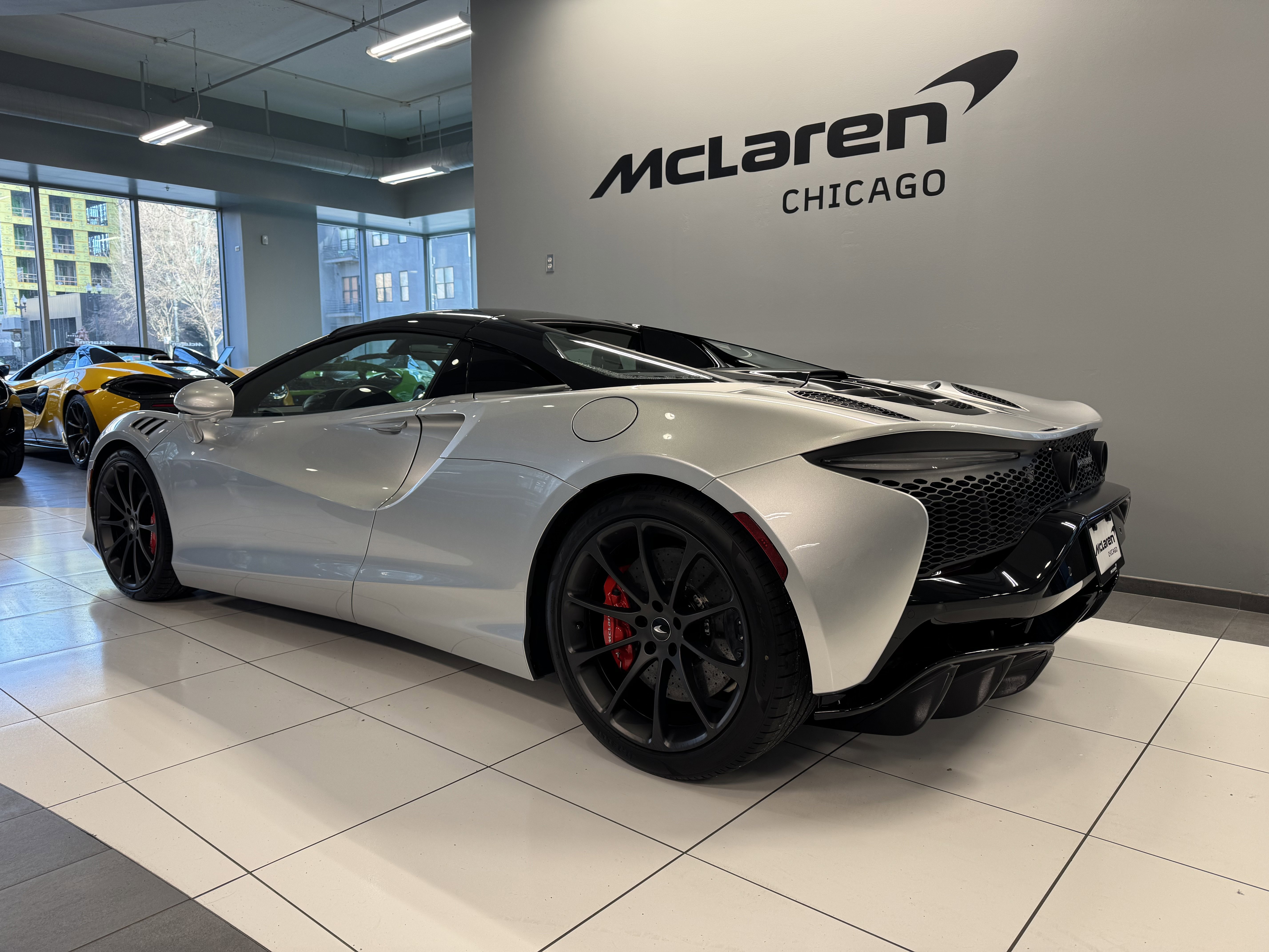 New 2026 McLaren Artura Spider image 2