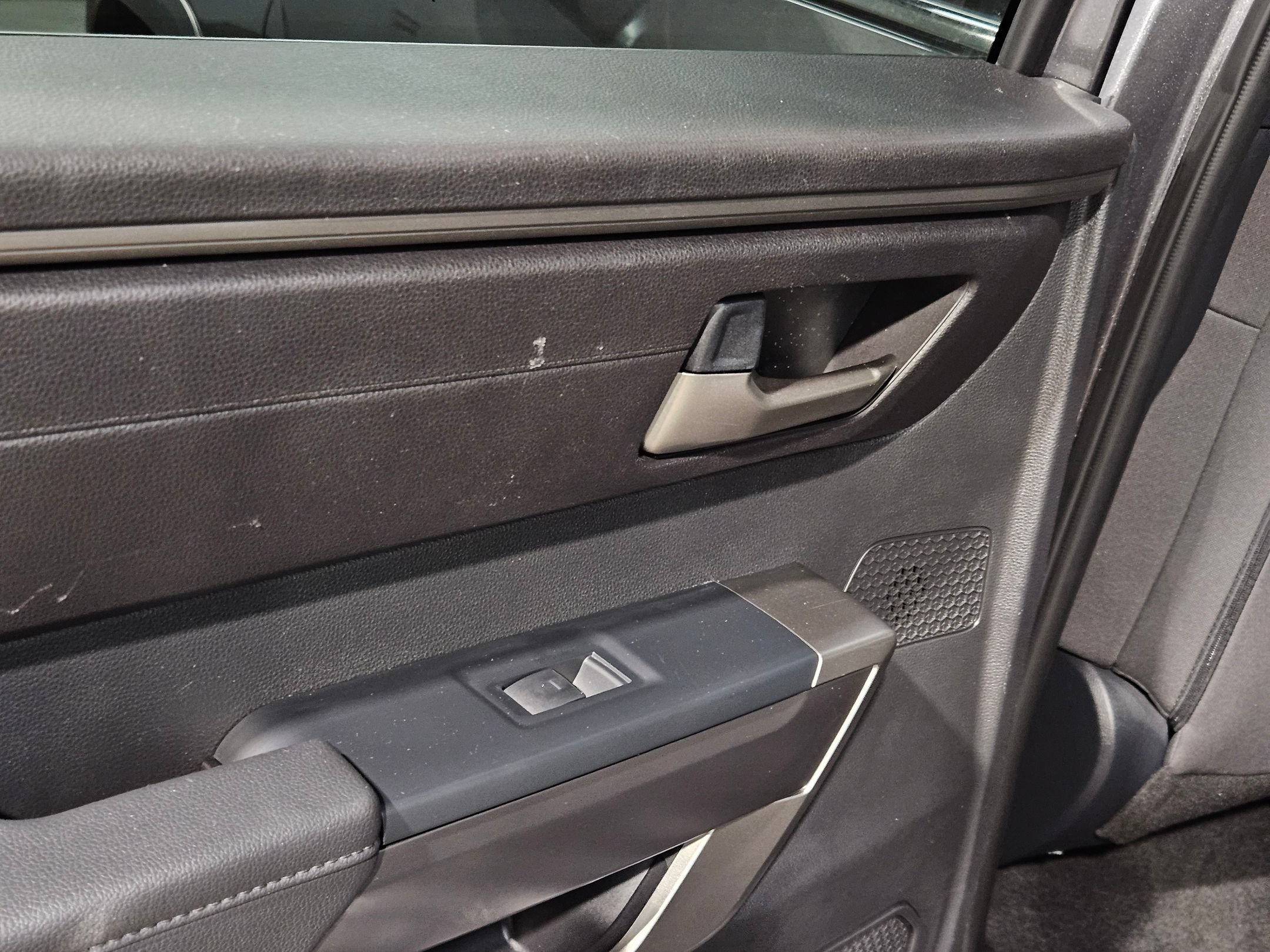 Certified 2025 Toyota Sequoia SR5 AWD/4WD image 35