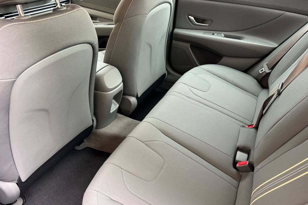 New 2026 Hyundai Elantra Sport image 10