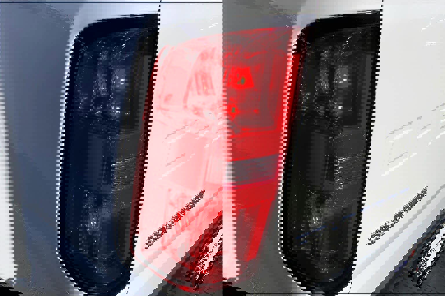 Used 2022 Chevrolet Colorado LT w/ Chrome Appearance Package image 26