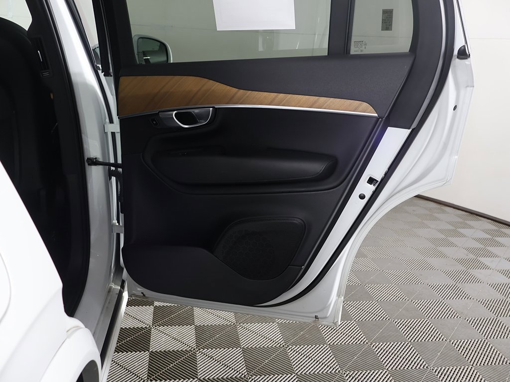 Used 2024 Volvo XC90 T8 Plus w/ Protection Package Premier image 29