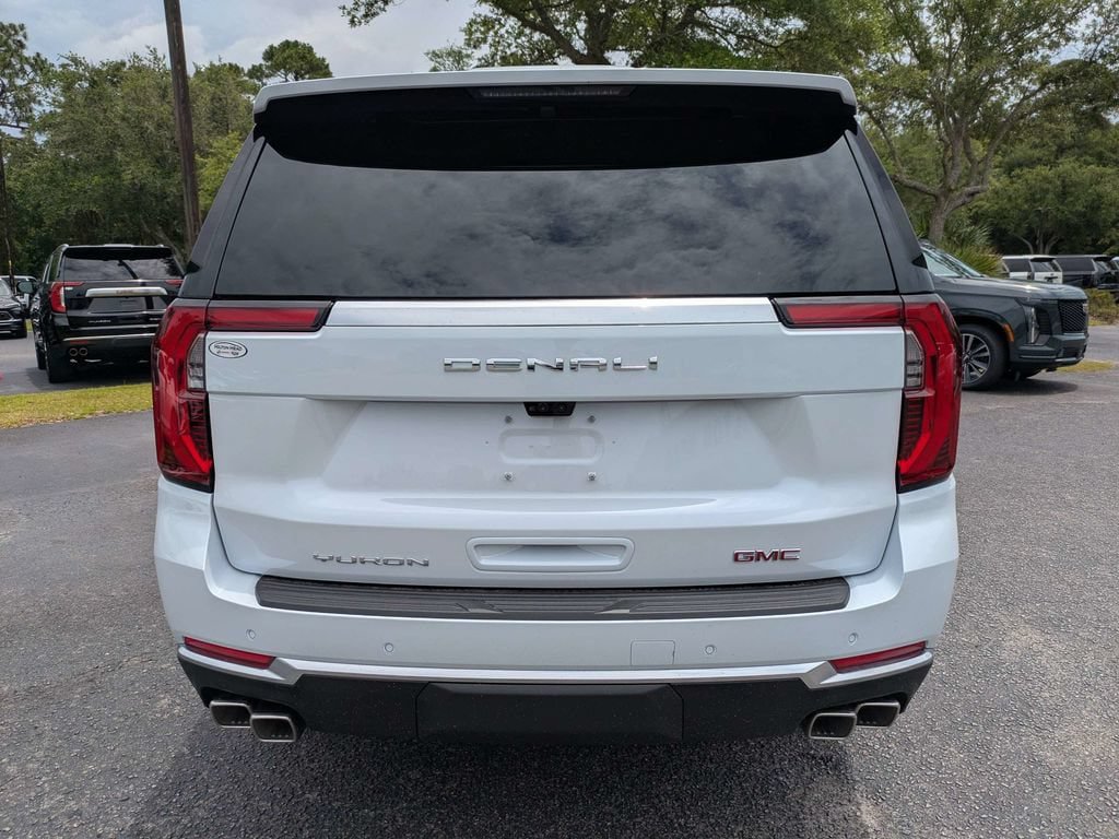 New 2026 GMC Yukon Denali w/ Denali Reserve Package AWD/4WD image 5