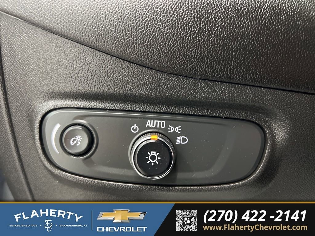 Used 2023 Chevrolet Equinox RS w/ LPO, Floor Liner Package image 22