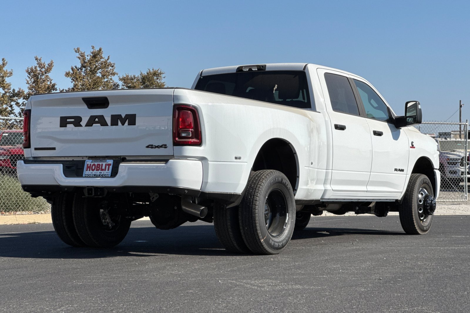 New 2027 RAM 3500 Big Horn AWD/4WD image 3