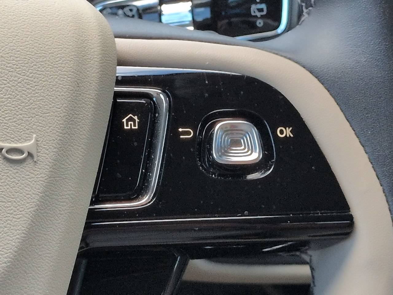 Used 2026 Lincoln Corsair Premiere FWD image 25