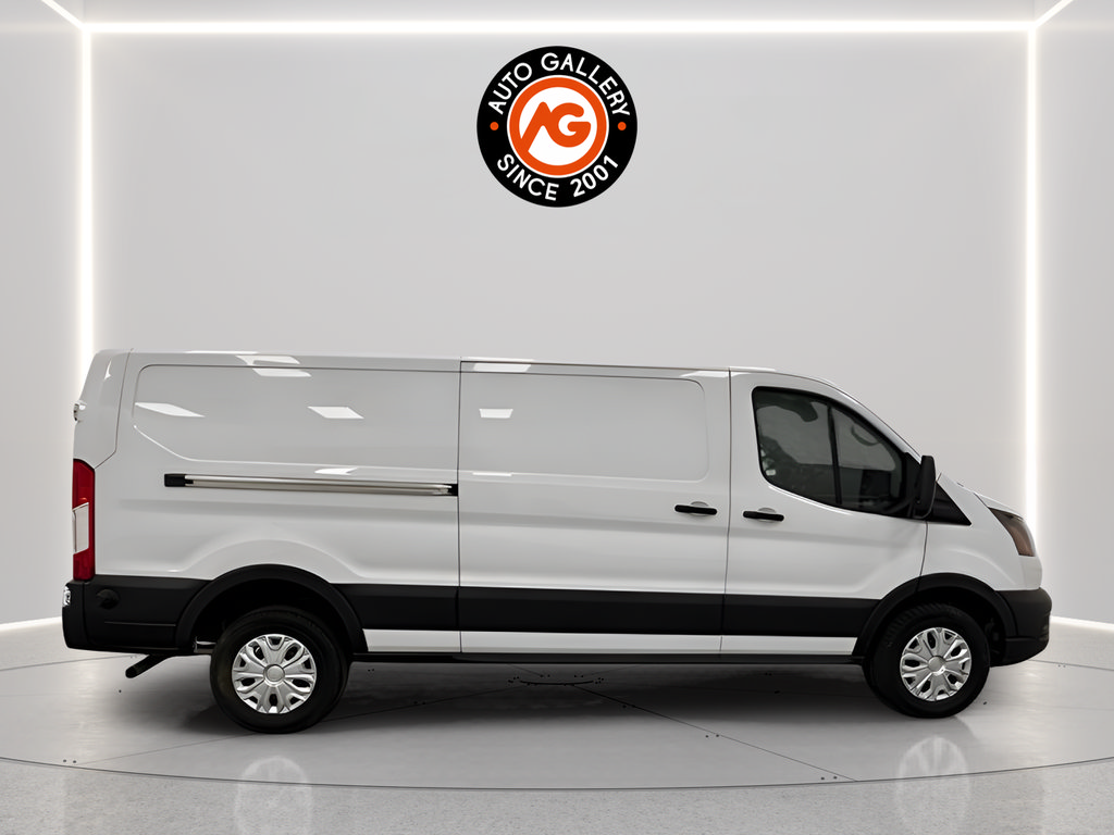 Used 2024 Ford Transit 250 Low Roof RWD image 8
