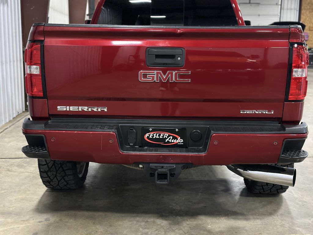 Used 2019 GMC Sierra 2500 Denali w/ Duramax Plus Package image 3