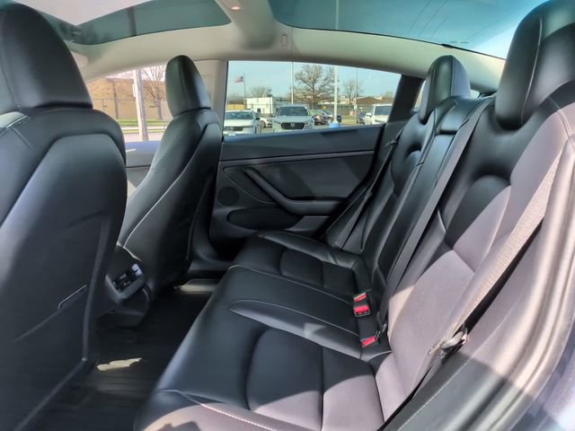 Used 2023 Tesla Model 3 Standard Range image 13