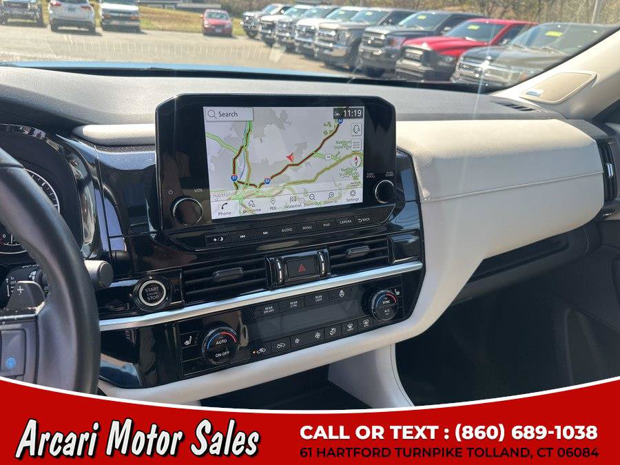 Used 2023 Nissan Pathfinder SL w/ SL Premium Package AWD/4WD image 22