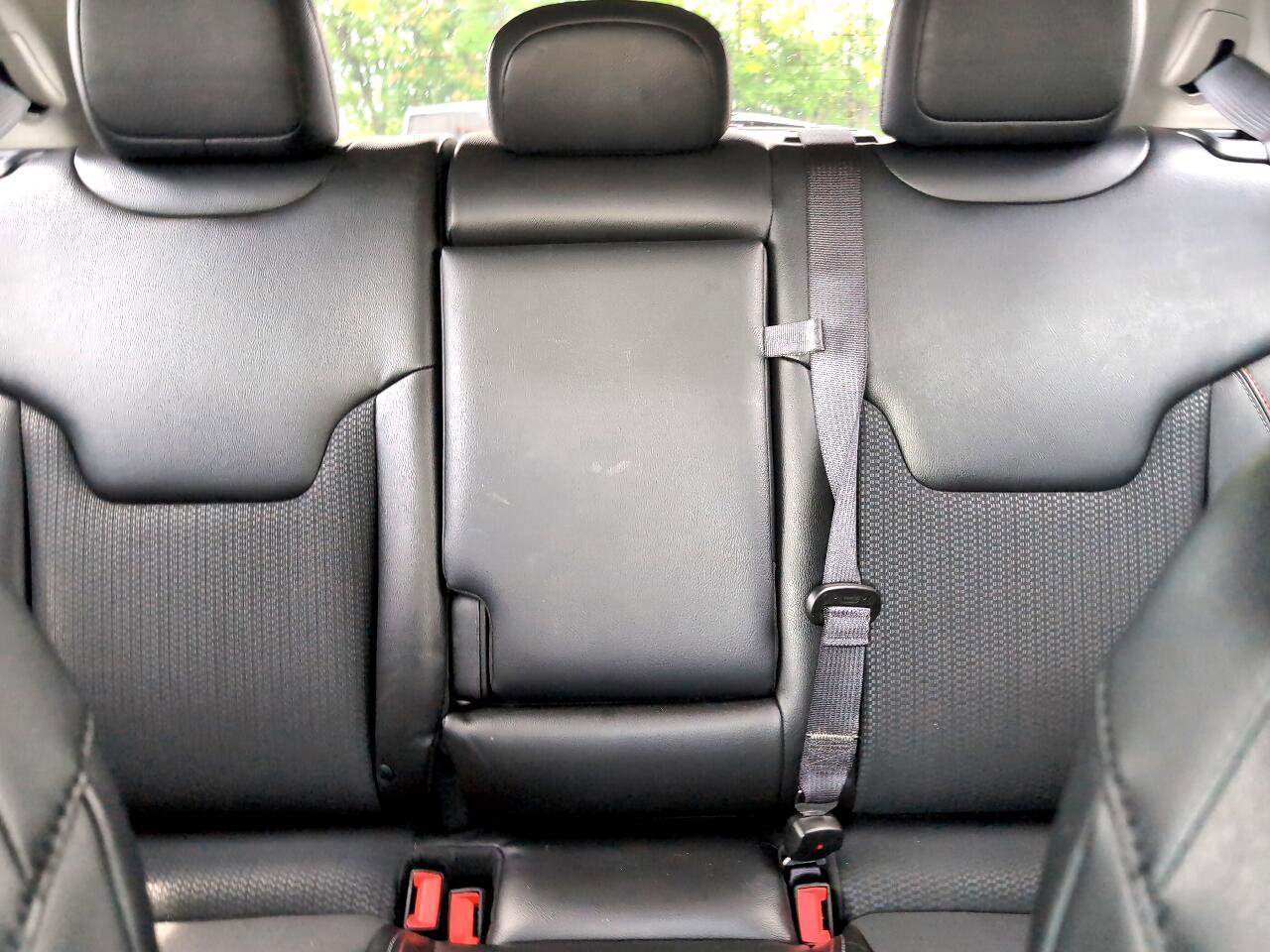 Used 2022 Jeep Compass Trailhawk w/ Trailhawk Convenience Group image 26