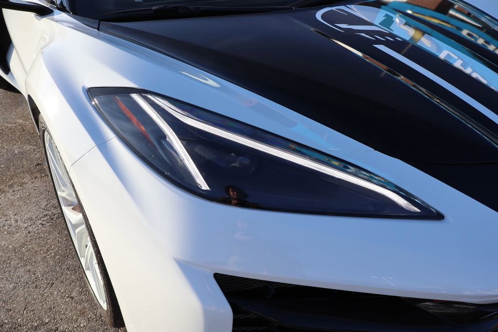 Used 2024 Chevrolet Corvette Z06 image 7