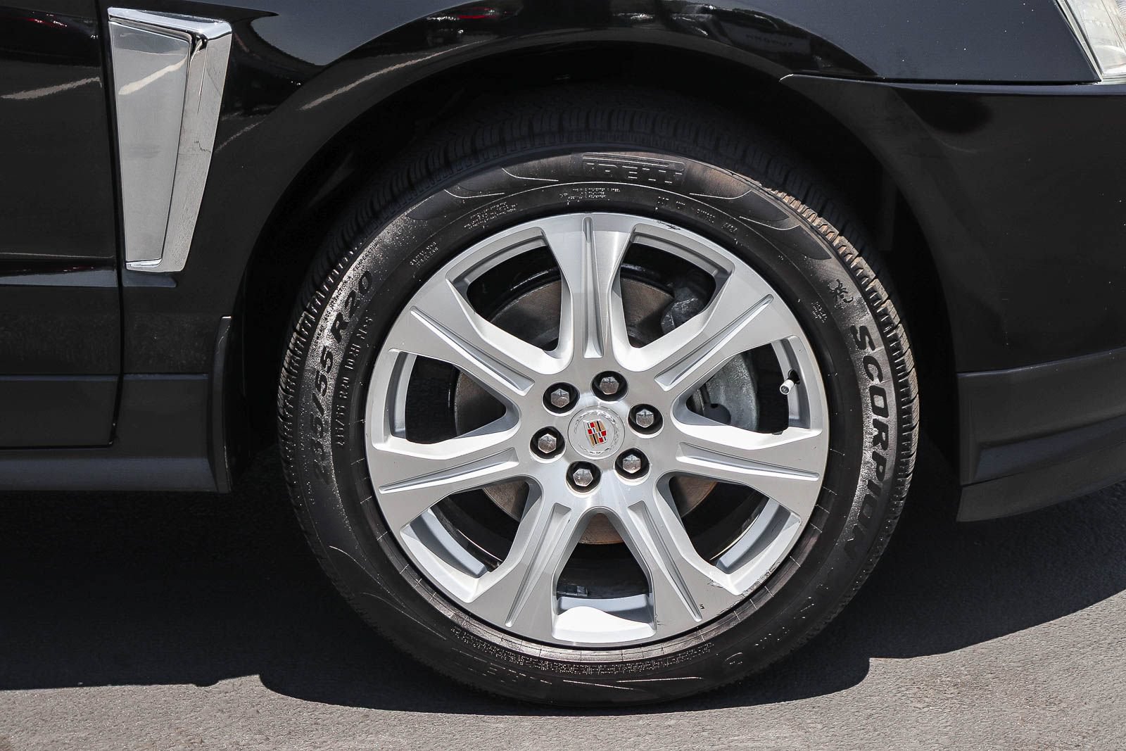 Used 2013 Cadillac SRX Premium FWD image 9