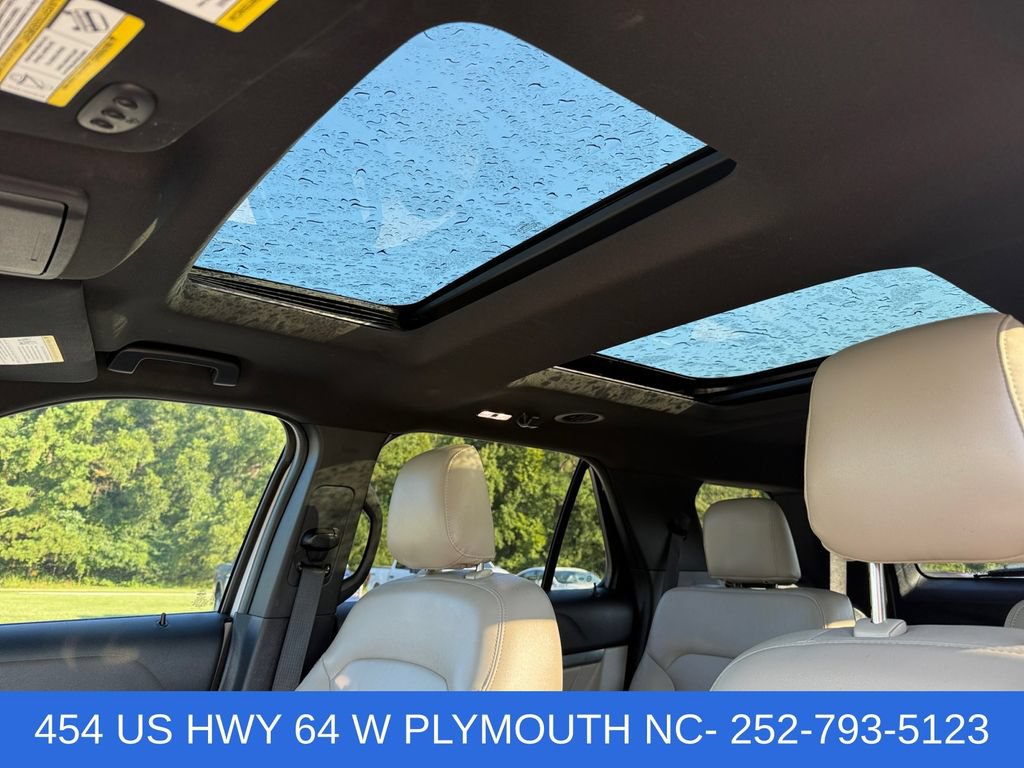 Used 2019 Ford Explorer XLT w/ Equipment Group 202A FWD image 16