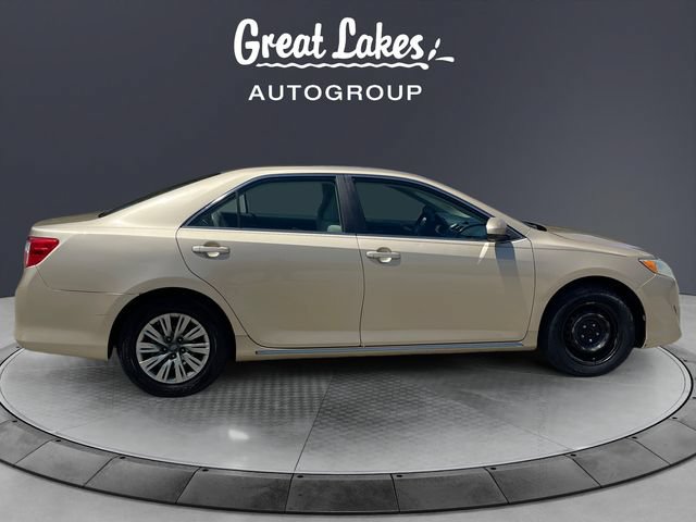 Used 2012 Toyota Camry LE FWD image 6