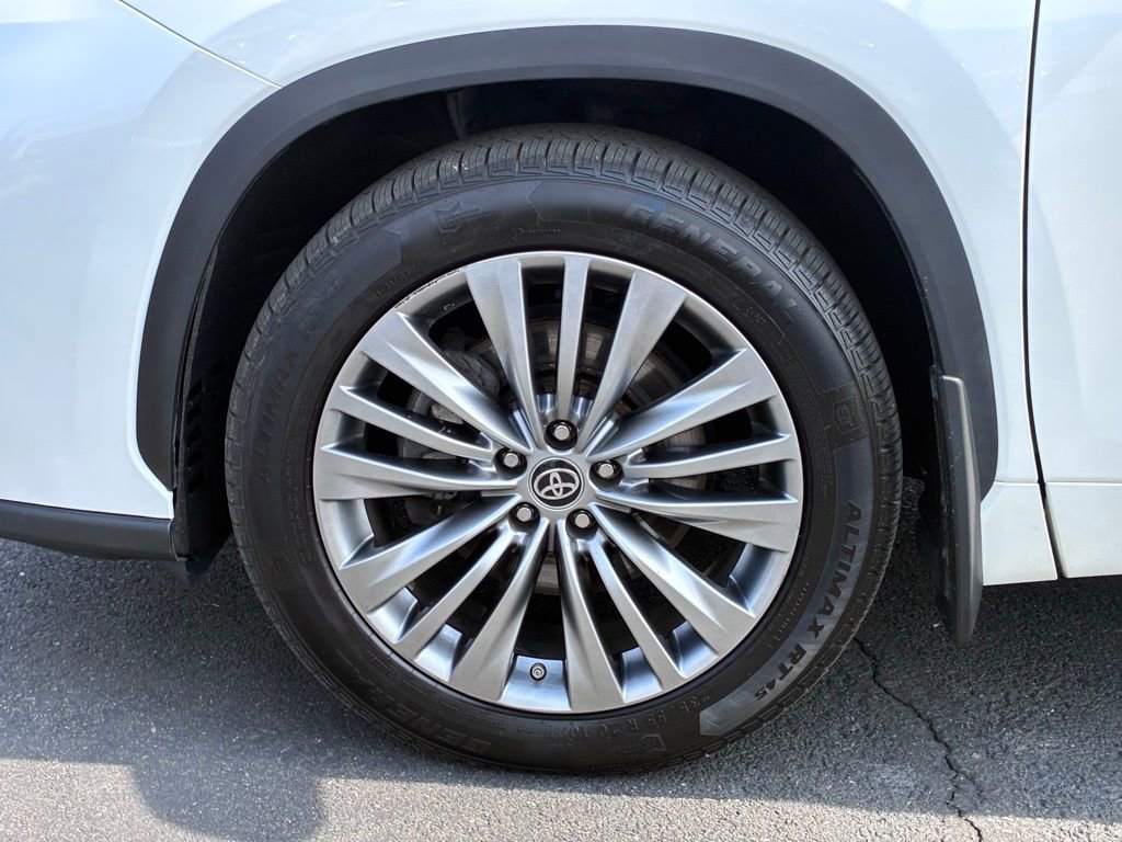 Used 2020 Toyota Highlander Platinum AWD/4WD image 57