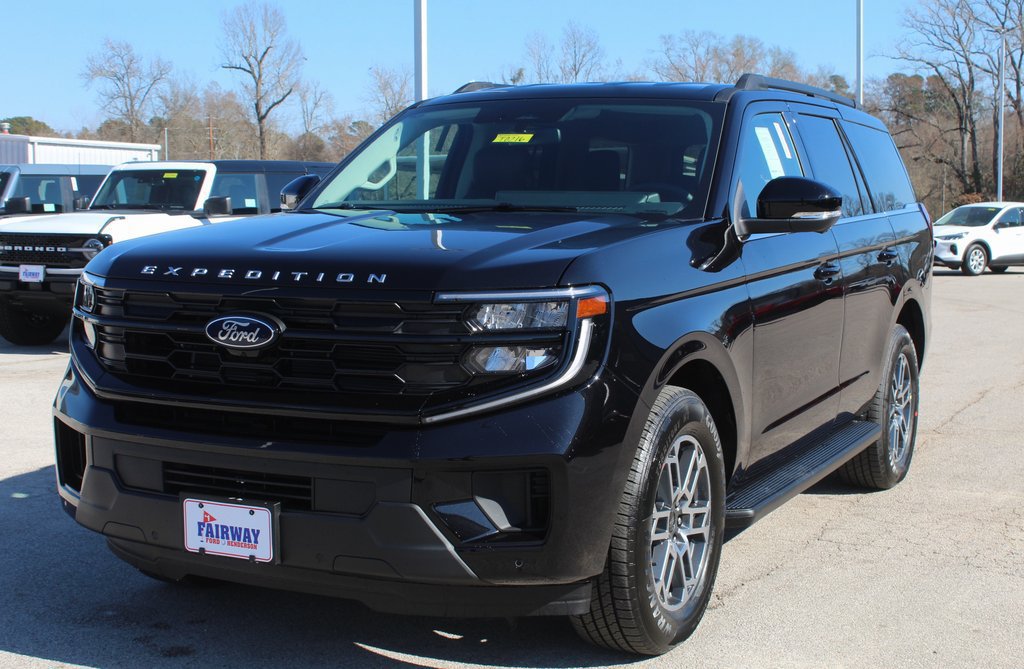 New 2026 Ford Expedition Active RWD image 4