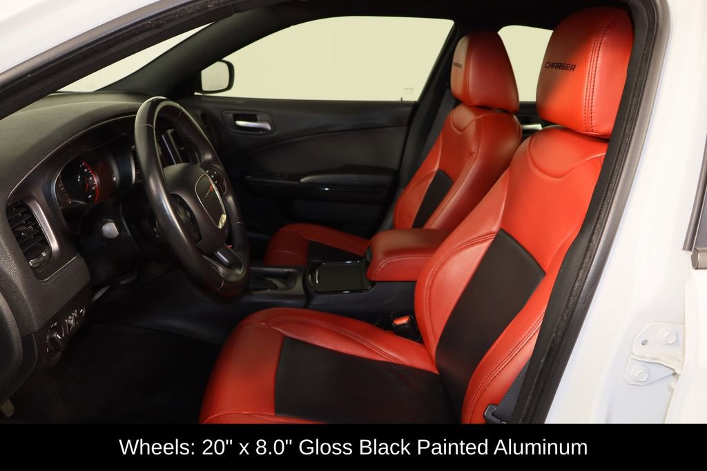 Used 2018 Dodge Charger SXT w/ Blacktop Package image 16