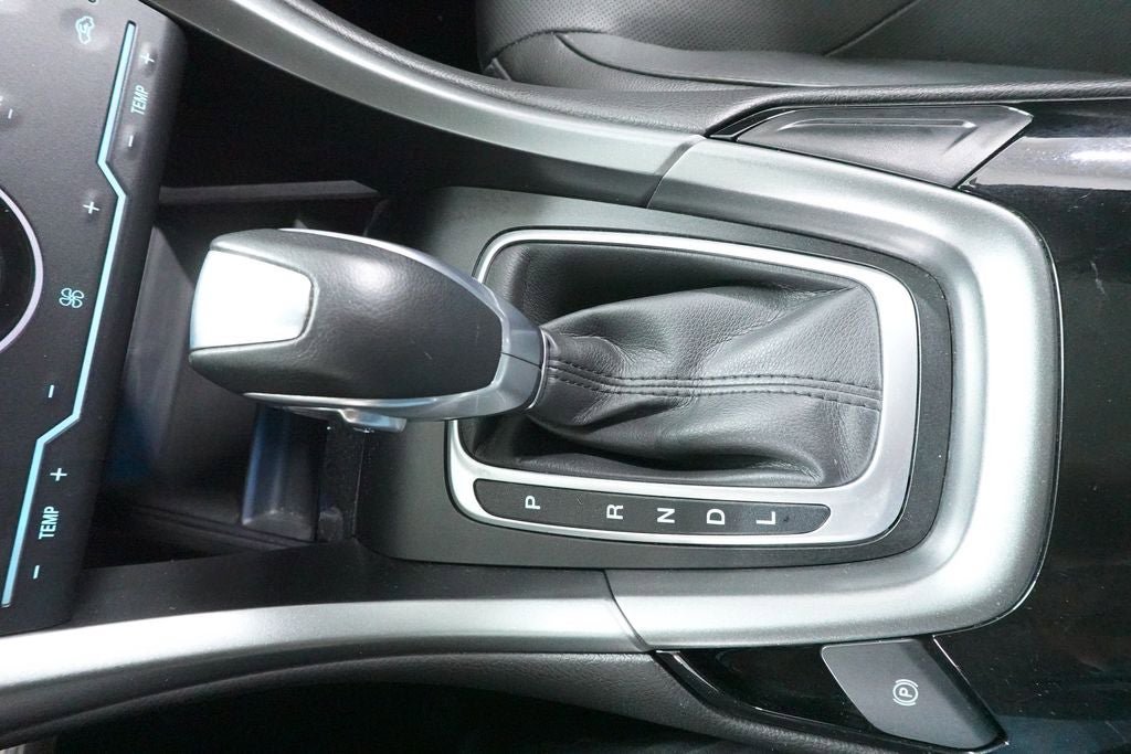 Used 2014 Ford Fusion Titanium FWD image 18