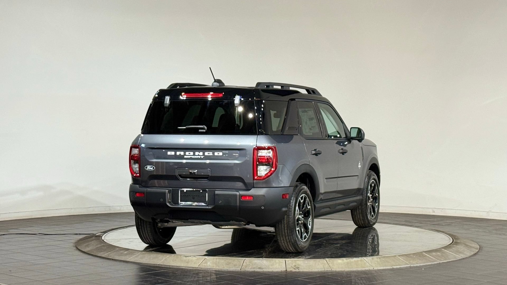 New 2026 Ford Bronco Sport Outer Banks w/ Outer Banks Tech Package+ AWD/4WD image 10