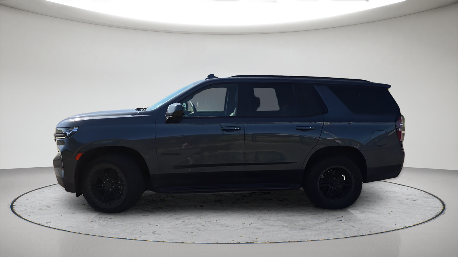 Used 2021 Chevrolet Tahoe RST w/ Rear Media and Nav Package AWD/4WD image 11