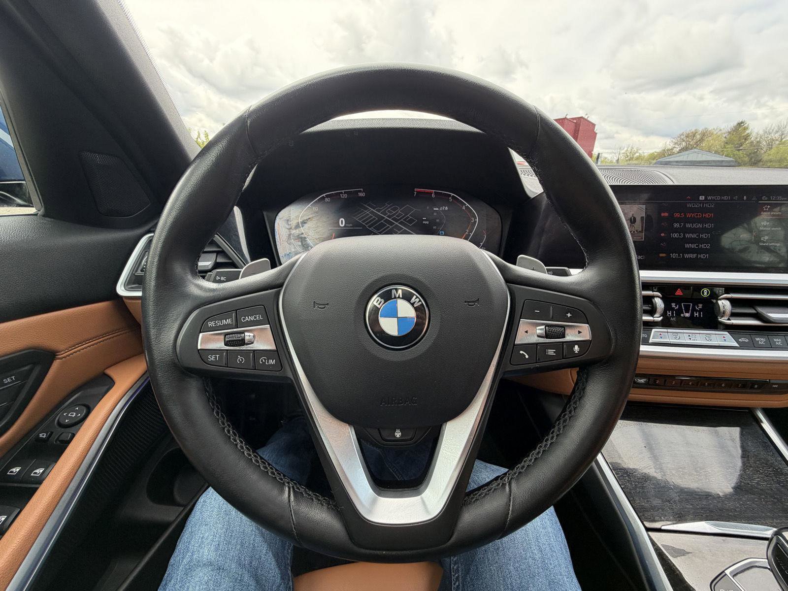 Used 2021 BMW 330i xDrive Sedan w/ Convenience Package AWD/4WD image 18