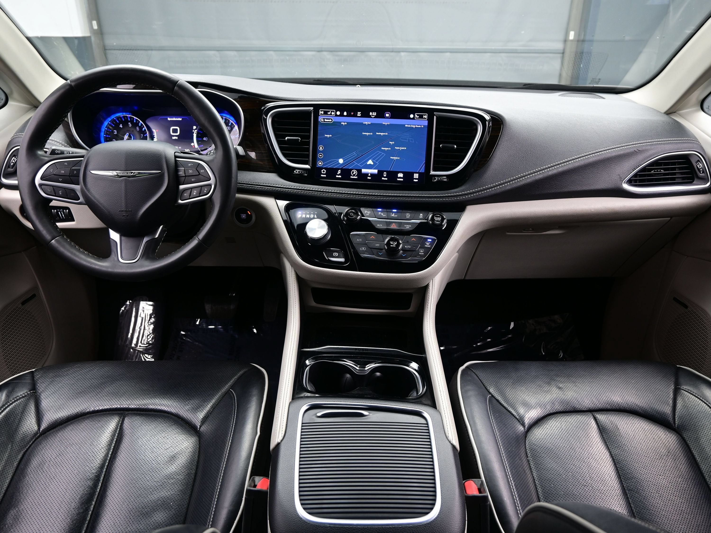 Used 2022 Chrysler Pacifica Limited FWD image 20