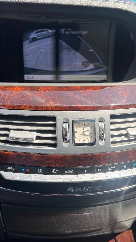 Used 2011 Mercedes-Benz S 550 4MATIC image 15