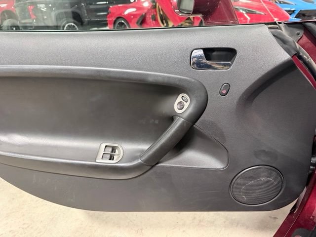 Used 2009 Pontiac Solstice GXP w/ Premium Package RWD image 27