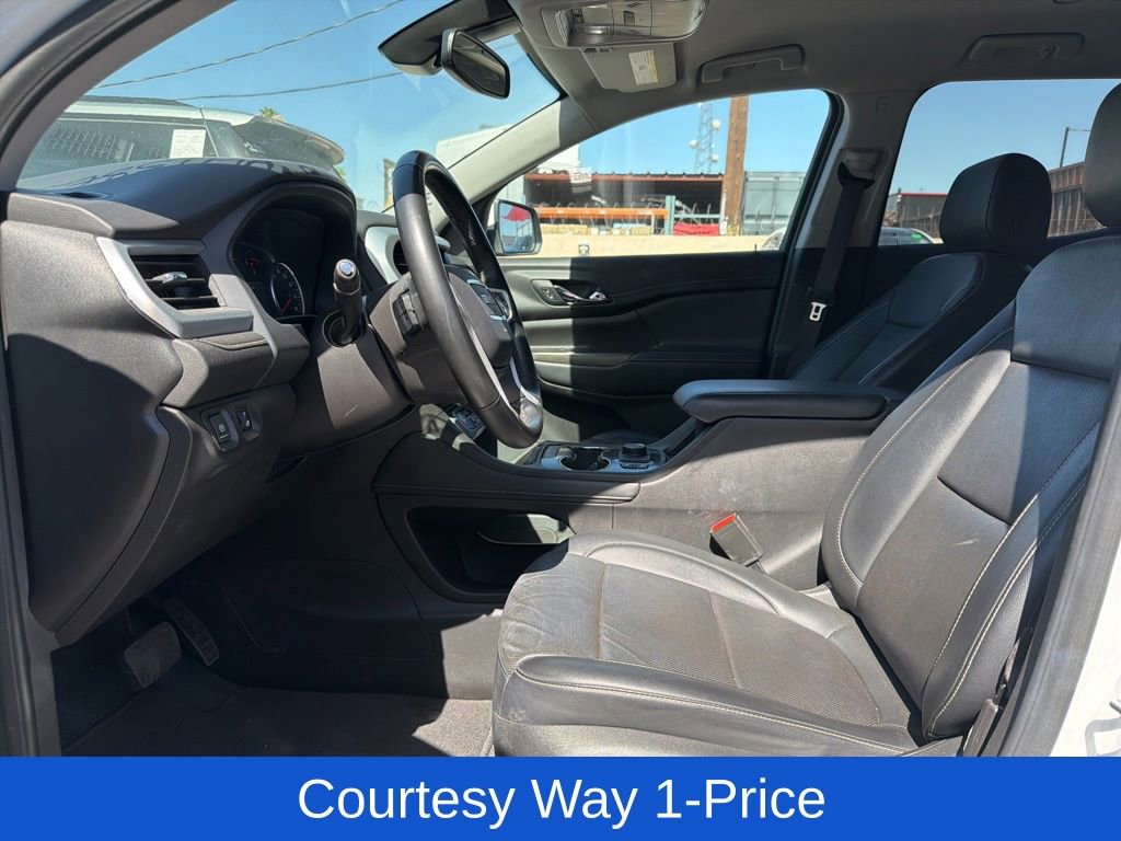 Used 2023 GMC Acadia SLT FWD image 11
