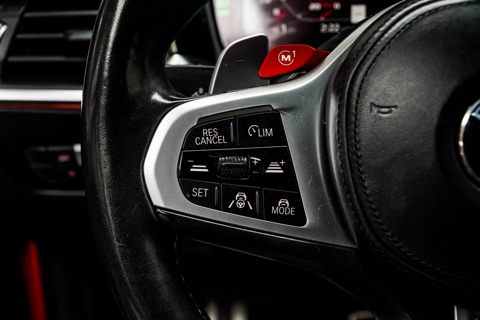 Used 2021 BMW M4 Competition w/ M Carbon Exterior Package image 30