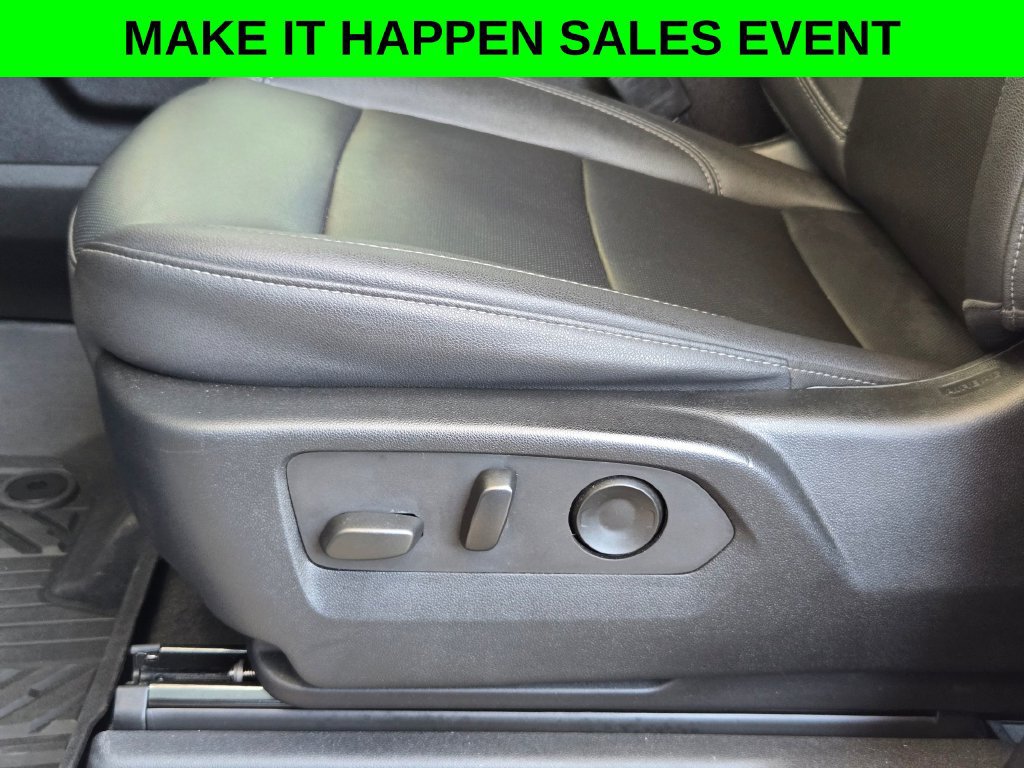 Used 2023 Chevrolet Silverado 1500 LTZ AWD/4WD image 14