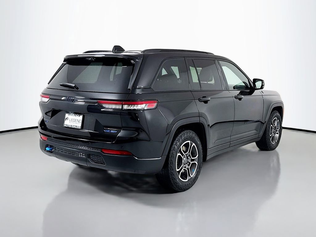 Used 2022 Jeep Grand Cherokee Trailhawk w/ Advanced Protech Group II AWD/4WD image 5