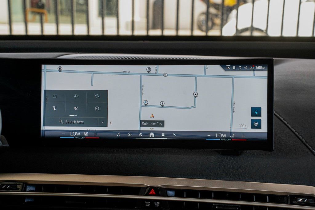 Used 2025 BMW iX xDrive50 w/ Premium Package image 13