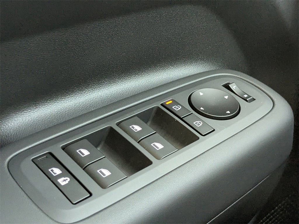 New 2026 Hyundai Santa Fe SE image 24