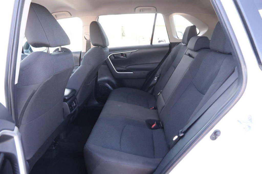 Certified 2024 Toyota RAV4 LE AWD/4WD image 9