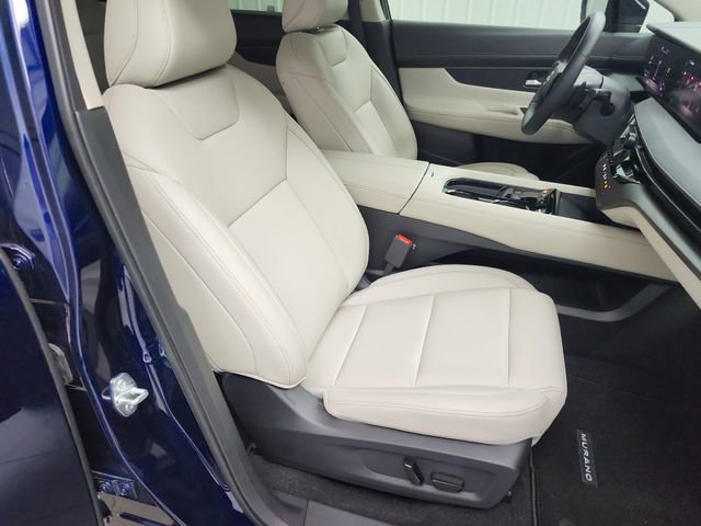 Used 2025 Nissan Murano SV image 35