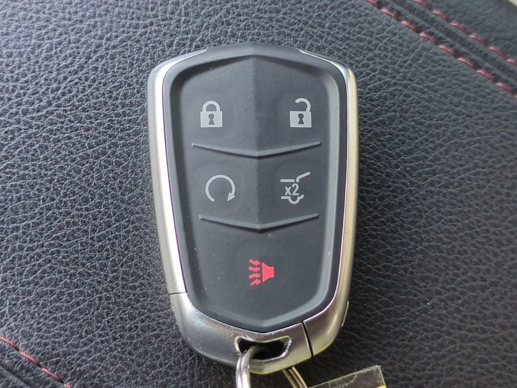 Used 2023 Cadillac XT4 Sport FWD image 31