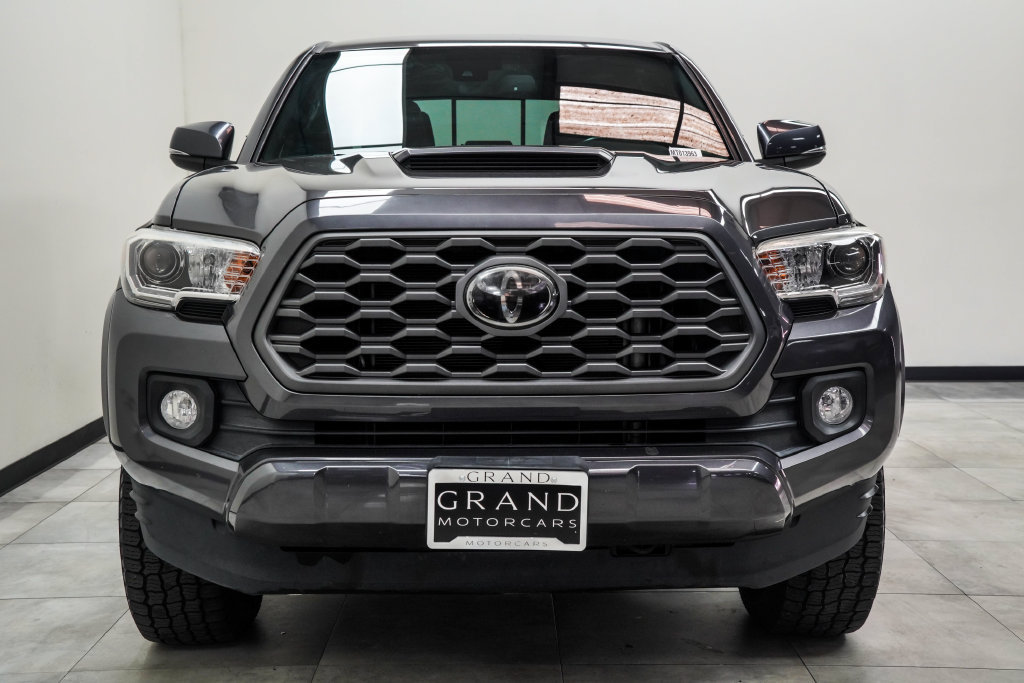 Used 2021 Toyota Tacoma TRD Sport AWD/4WD image 7