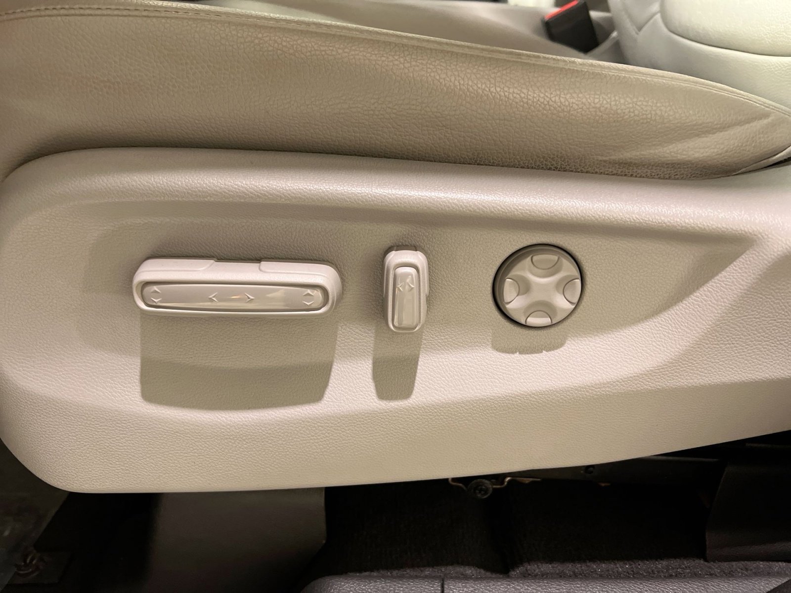 Used 2024 Honda Odyssey EX-L image 24