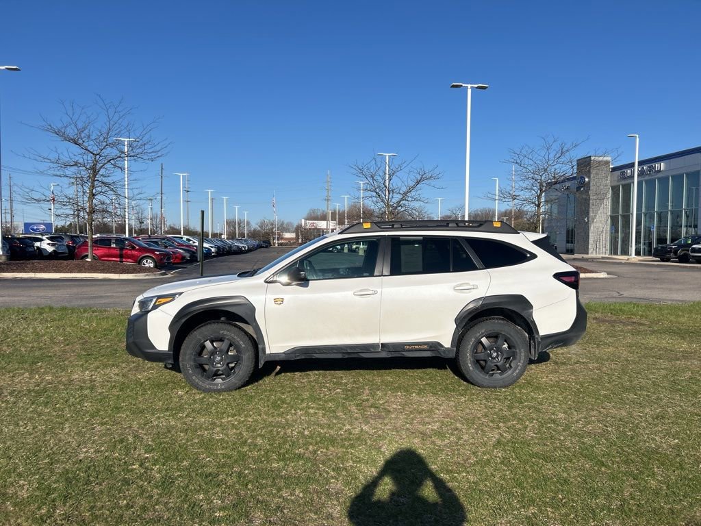 Certified 2025 Subaru Outback Wilderness AWD/4WD image 2