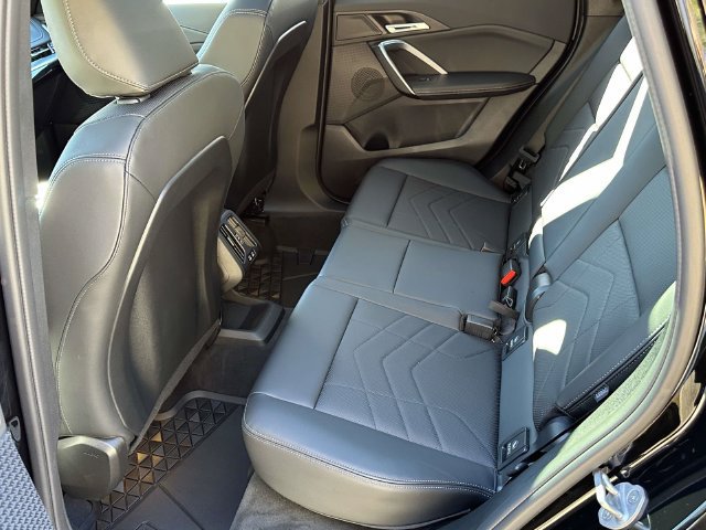 Used 2026 BMW X1 xDrive28i w/ Technology Package AWD/4WD image 18