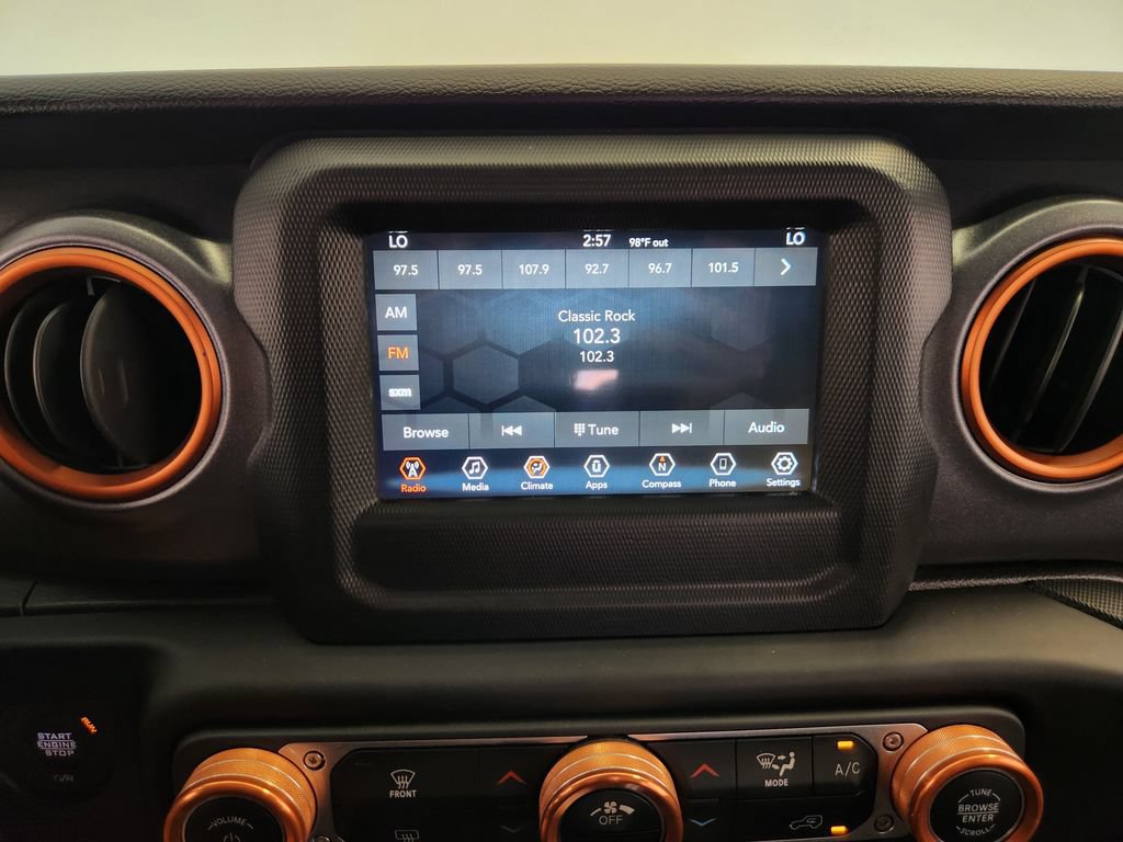 Used 2021 Jeep Gladiator Mojave w/ LED Lighting Group AWD/4WD image 16